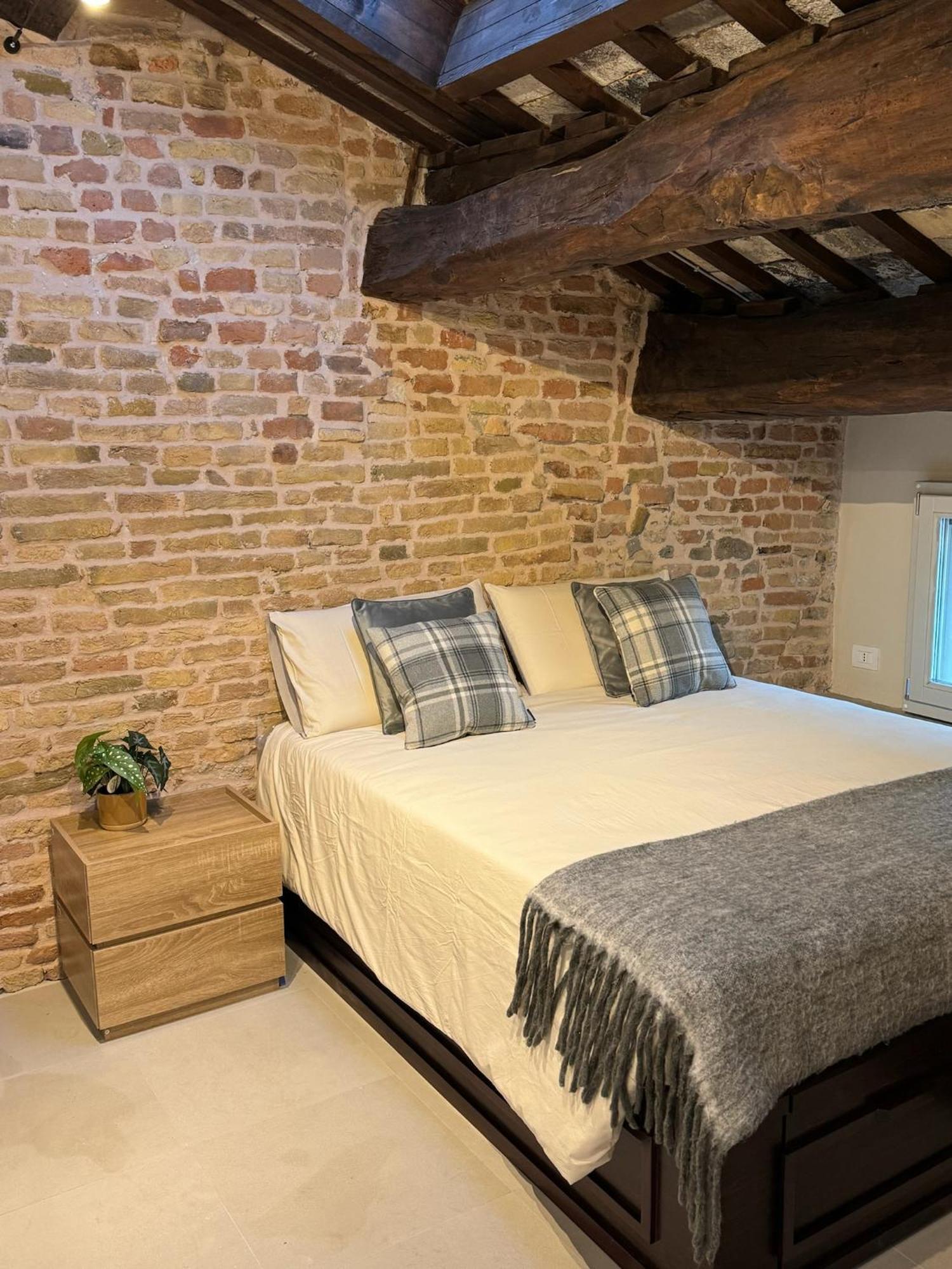 Noua Luxury Studio Apartments Ravenna Exterior photo