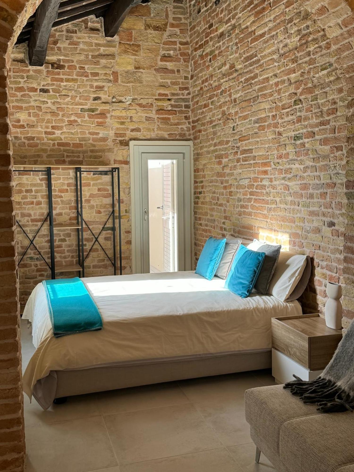 Noua Luxury Studio Apartments Ravenna Exterior photo